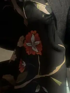 HiddenHoneyLDN online show from 12-17-25, 11:05