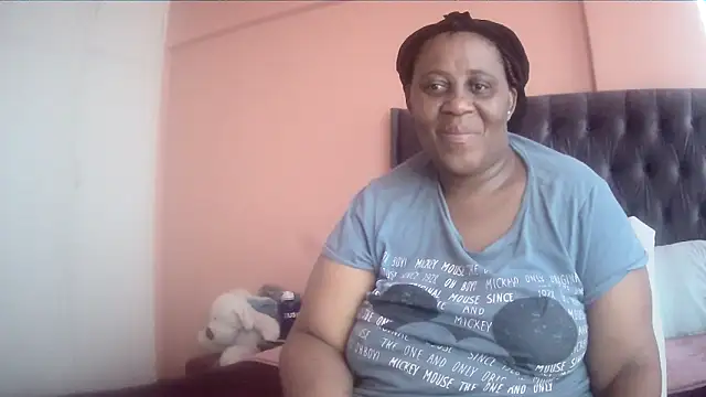 HUGEASSXXXXX online show from 03-28-26, 05:40