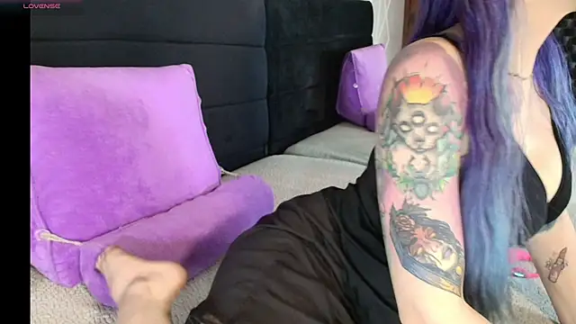 karlamoon23 online show from 03-02-26, 06:37