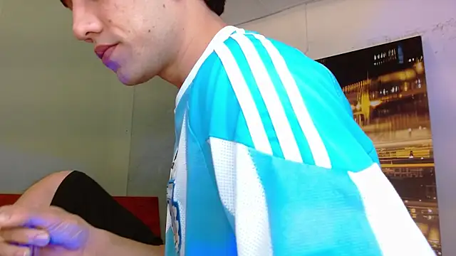alexgiraldo   online show from 07-03-26, 10:49