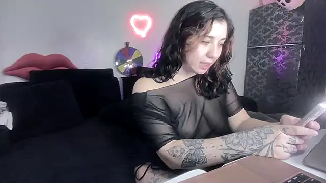 torithequeen online show from 02-26-26, 03:00