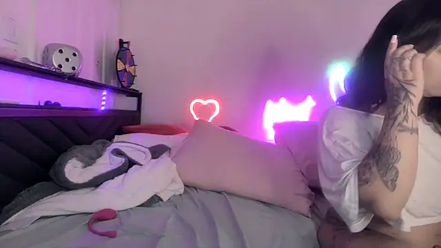 torithequeen online show from 05-15-26, 02:57