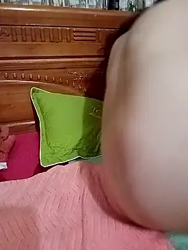 Snapshot of hang_sex chatting on 03-10-26, 10:37 hang sex online show from 03-10-26, 10:37