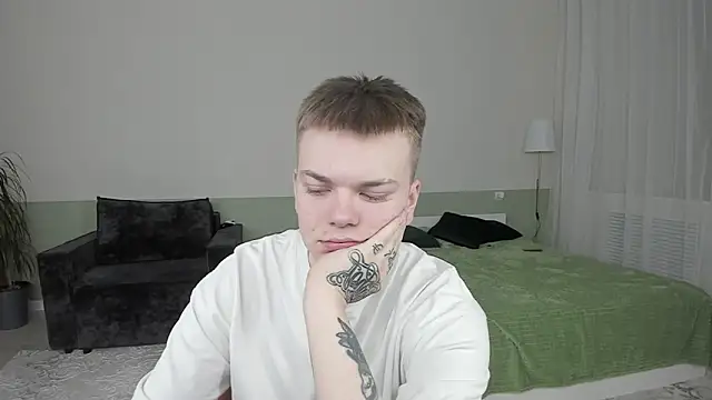 Mallfoyy online show from 05-05-26, 10:29
