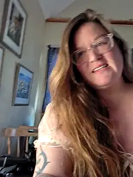 Love86Emily online show from 03-25-26, 05:19