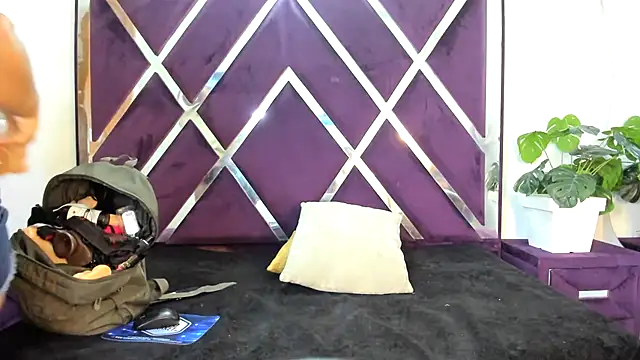 Snapshot of arielasm chatting on 07-15-26, 11:48 arielasm online show from 07-15-26, 11:48