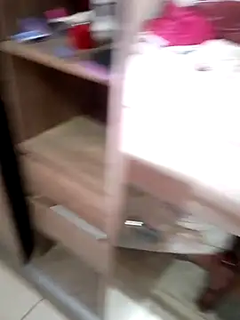 vivizinha27 online show from 04-09-26, 06:35