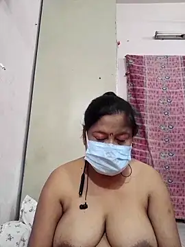 Snapshot of mature_mimi chatting on 03-31-26, 06:30 mature mimi online show from 03-31-26, 06:30