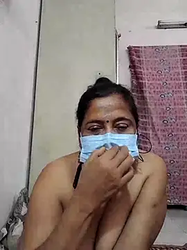 Snapshot of mature_mimi chatting on 04-13-26, 12:54 mature mimi online show from 04-13-26, 12:54