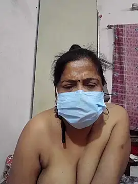 Snapshot of mature_mimi chatting on 04-14-26, 12:33 mature mimi online show from 04-14-26, 12:33