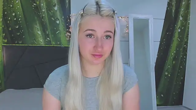 HollyTailors online show from 02-16-26, 06:20