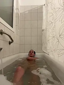 Emilia Mausi online show from 03-08-26, 08:12