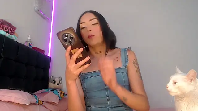 Megan Gil  online show from 02-26-26, 10:42