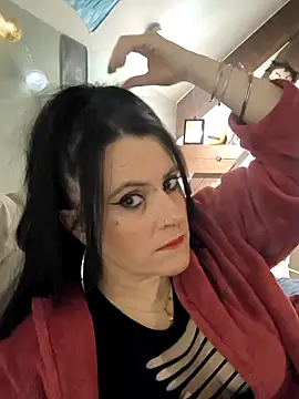 Snapshot of Sosso19squirt chatting on 01-10-26, 12:45 Sosso19squirt online show from 01-10-26, 12:45