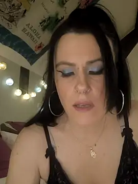 Snapshot of Sosso19squirt chatting on 01-15-26, 03:00 Sosso19squirt online show from 01-15-26, 03:00