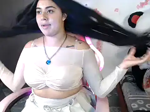 Snapshot of sophiadaza666 chatting on 04-19-26, 11:40 sophiadaza666 online show from 04-19-26, 11:40