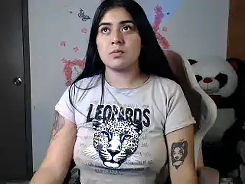 Snapshot of sophiadaza666 chatting on 04-26-26, 01:58 sophiadaza666 online show from 04-26-26, 01:58