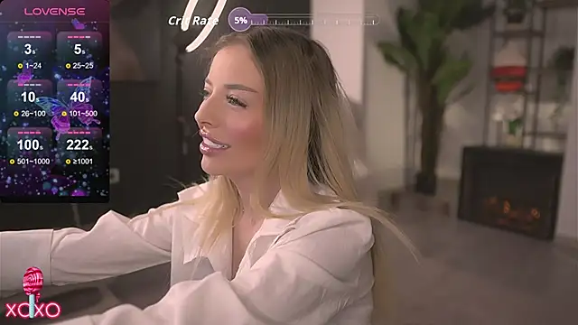 Snapshot of SerenaNoir chatting on 04-10-26, 09:08 SerenaNoir online show from 04-10-26, 09:08