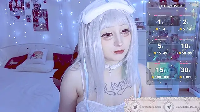 Snapshot of Crystal_somnia chatting on 07-17-26, 12:17 Crystal somnia online show from 07-17-26, 12:17