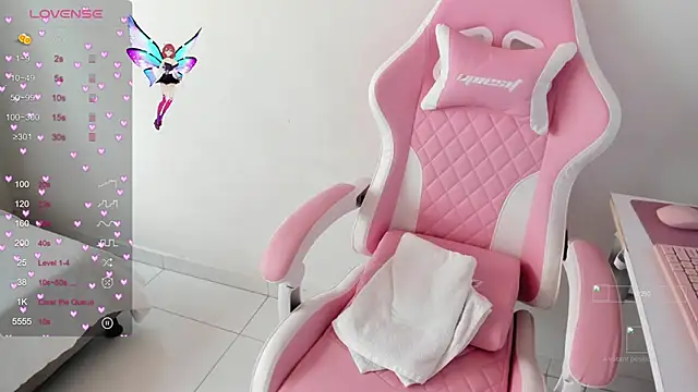 Angel kanon online show from 10-27-25, 01:04