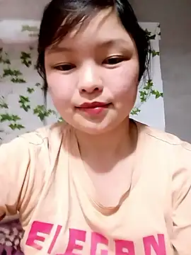 XoiXoi232 online show from 04-13-26, 02:33