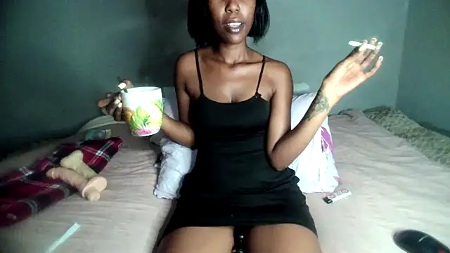 Snapshot of blueyXxX chatting on 04-22-26, 03:31 blueyXxX online show from 04-22-26, 03:31
