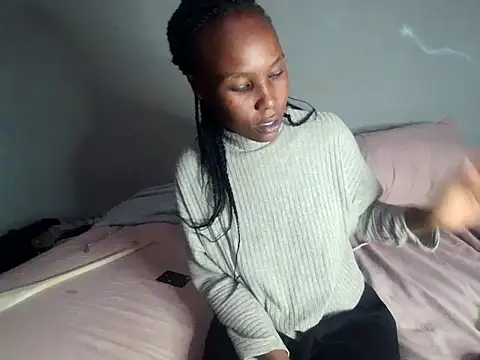 Snapshot of blueyXxX chatting on 05-19-26, 06:20 blueyXxX online show from 05-19-26, 06:20