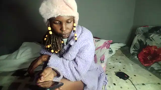 Snapshot of blueyXxX chatting on 07-05-26, 02:29 blueyXxX online show from 07-05-26, 02:29