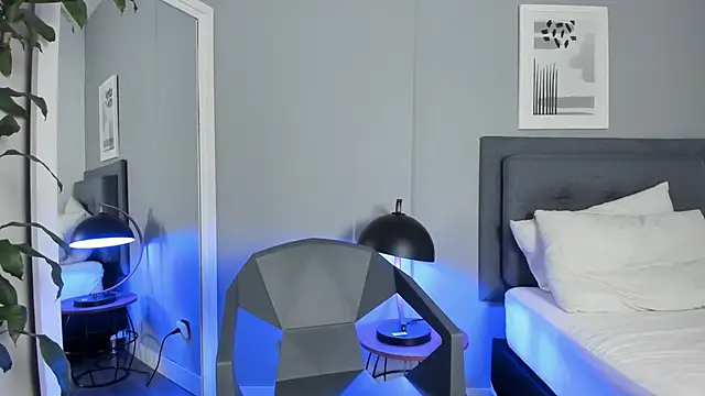 Snapshot of Tylerffoxx chatting on 10-09-25, 07:23 Tylerffoxx online show from 10-09-25, 07:23