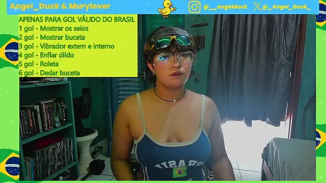 Snapshot of Angel_Duck chatting on 06-29-26, 04:51 Angel Duck online show from 06-29-26, 04:51