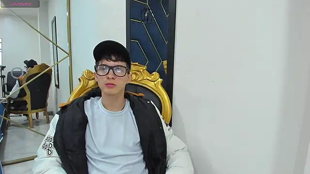 Jheampiiero online show from 12-05-25, 02:36