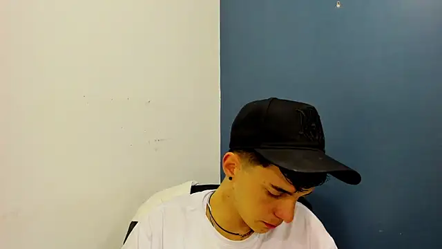 Jheampiiero online show from 12-20-25, 01:29