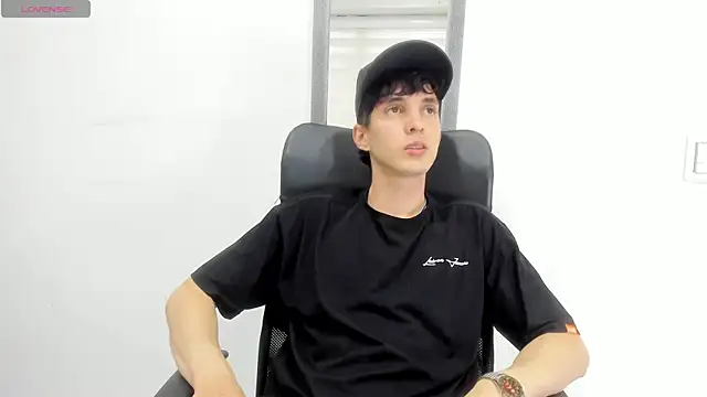 Jheampiiero online show from 04-01-26, 09:12