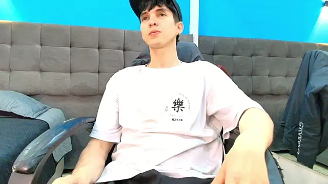 Jheampiiero online show from 05-19-26, 03:18