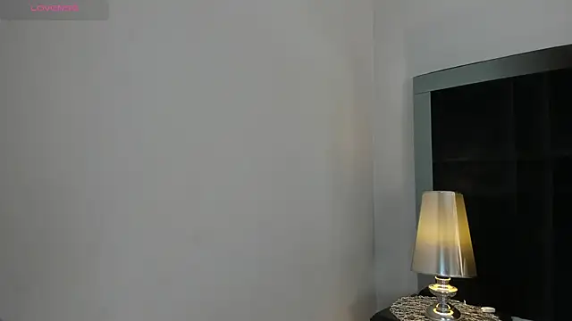 CarolineLee  online show from 02-17-26, 10:38