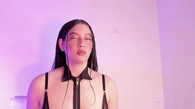 Megan Luxe online show from 05-16-26, 06:32