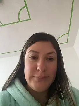 Snapshot of Abby-LS chatting on 12-17-25, 01:06 Abby-LS online show from 12-17-25, 01:06