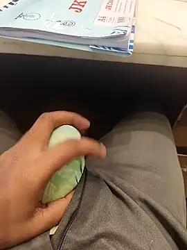 hotboy43339 online show from 02-23-26, 02:42