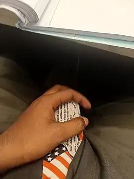 hotboy43339 online show from 02-24-26, 03:37