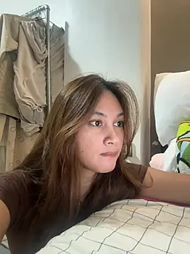 LanySylvia online show from 06-22-26, 09:17