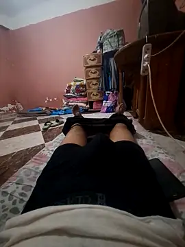 Snapshot of ramdhanov chatting on 10-19-25, 02:18 ramdhanov online show from 10-19-25, 02:18