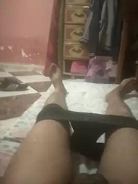 Snapshot of ramdhanov chatting on 11-05-25, 04:29 ramdhanov online show from 11-05-25, 04:29