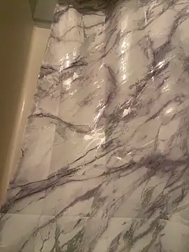 Snapshot of huhgtr chatting on 12-17-25, 04:51 huhgtr online show from 12-17-25, 04:51