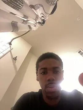 Snapshot of huhgtr chatting on 03-07-26, 02:25 huhgtr online show from 03-07-26, 02:25