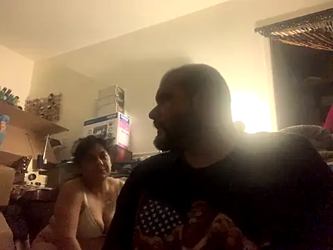 Snapshot of shakeweight chatting on 01-08-26, 03:53 shakeweight online show from 01-08-26, 03:53