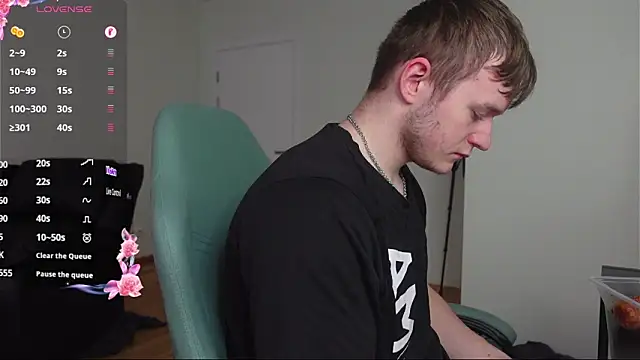 Snapshot of Richard_Dullas chatting on 03-16-26, 06:28 Richard Dullas online show from 03-16-26, 06:28