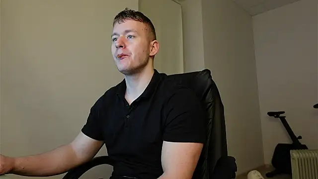 Snapshot of Richard_Dullas chatting on 04-13-26, 10:48 Richard Dullas online show from 04-13-26, 10:48