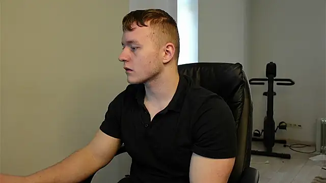 Snapshot of Richard_Dullas chatting on 04-15-26, 04:30 Richard Dullas online show from 04-15-26, 04:30