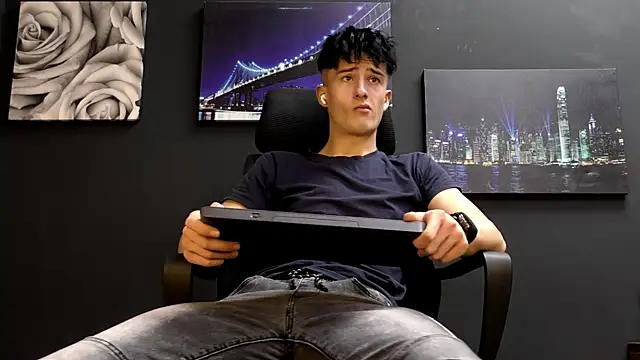 SirReed online show from 12-20-25, 10:00