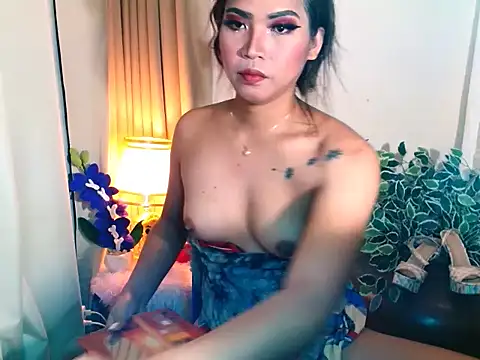 Gwensweetcum online show from 04-14-26, 08:26